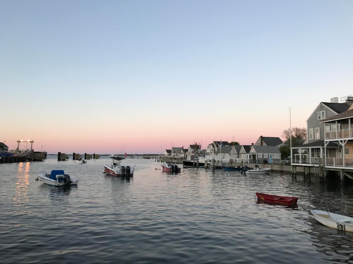 Cliff Lodge Nantucket Exterior photo